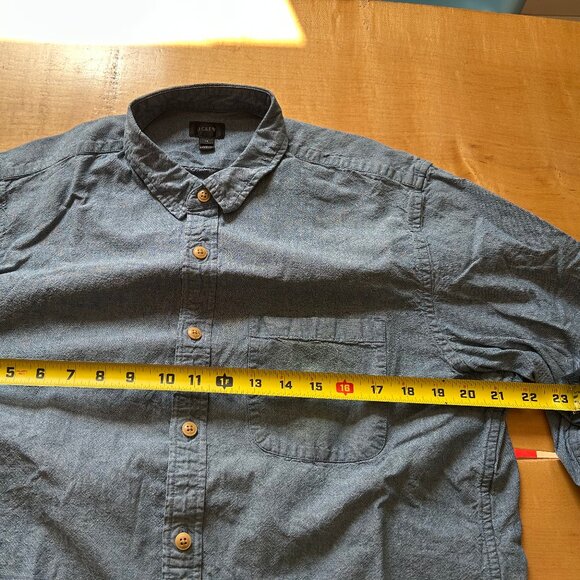 JCrew button down chambray shirt - Picture 4 of 5